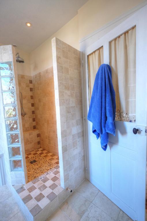Chateau Du Beugnon Bed & Breakfast Tigne Room photo